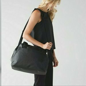 Lululemon Yin Time Bag Black